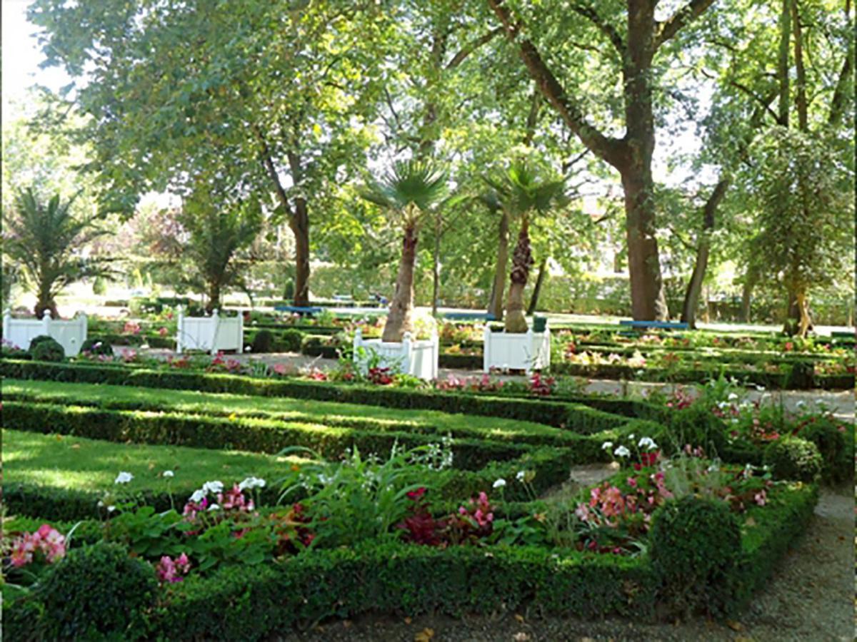 Appart Hotel Альби Экстерьер фото